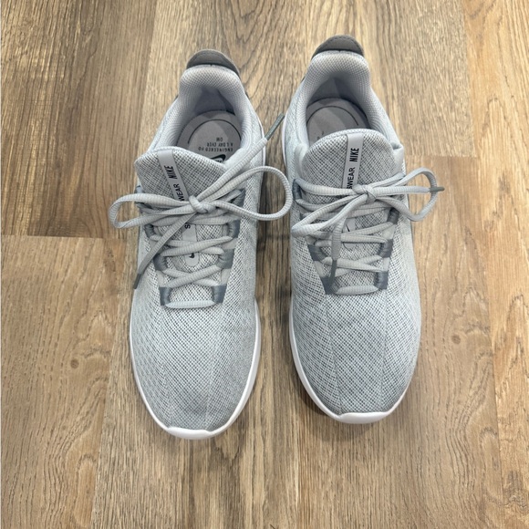 Nike Men’s Size Viale as 7.5 - Picture 1 of 7